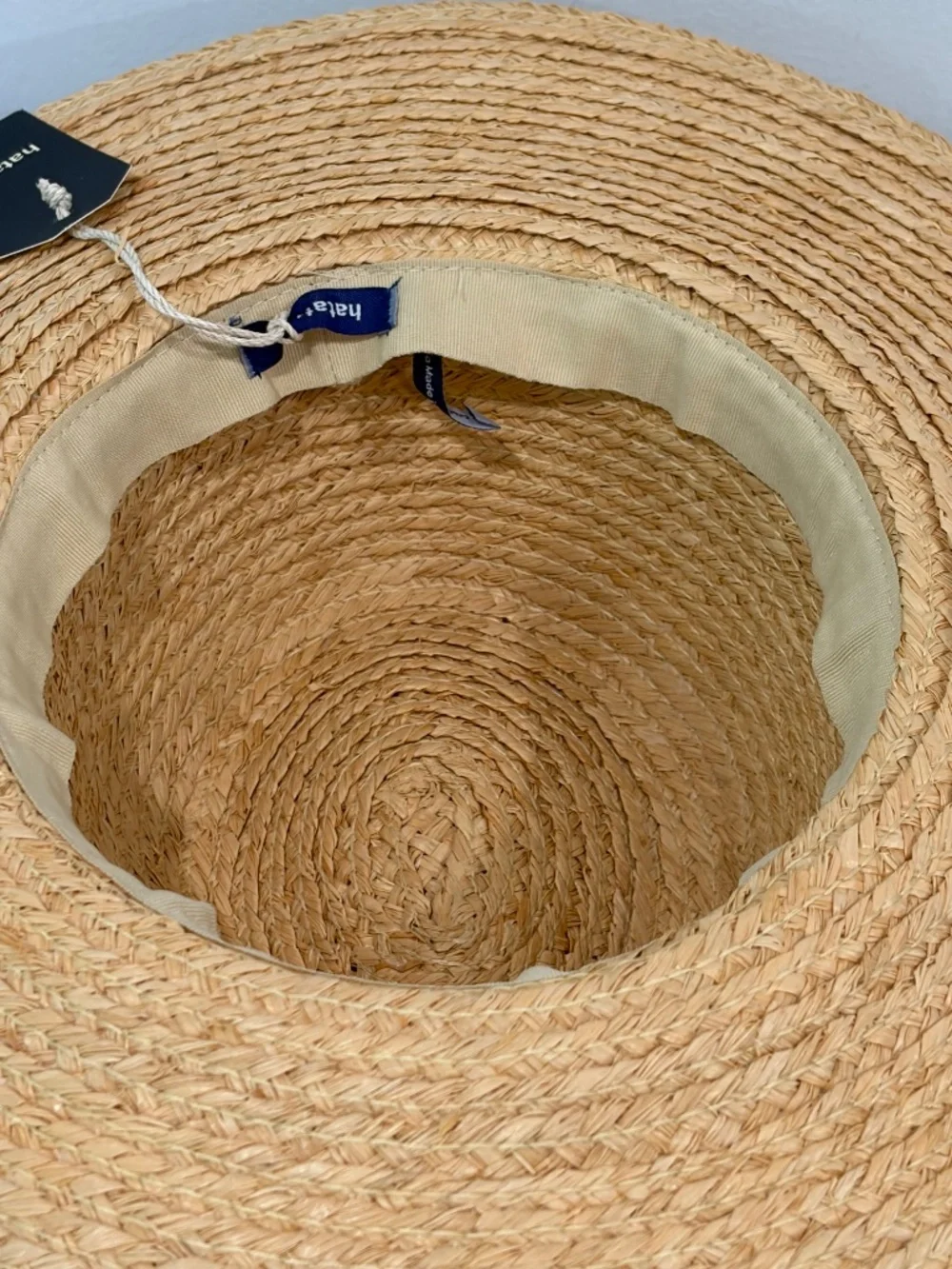 HatAttack Classic Travel Sun Hat Tightly Woven Straw Gold Ribbon Accent NWT T th